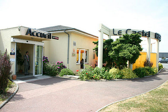Brit Hotel Rennes Le Castel Экстерьер фото
